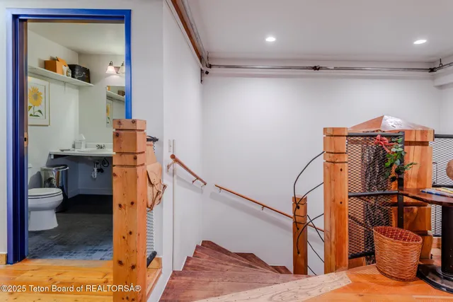 $6,450,000 | 117 West Pine Street, Pinedale, WY 82941