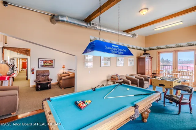 $6,450,000 | 117 West Pine Street, Pinedale, WY 82941