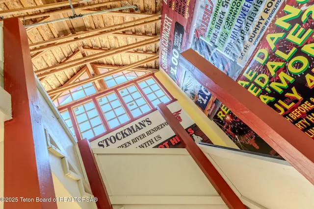 $6,450,000 | 117 West Pine Street, Pinedale, WY 82941