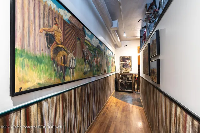 $6,450,000 | 117 West Pine Street, Pinedale, WY 82941