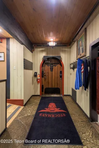 $6,450,000 | 117 West Pine Street, Pinedale, WY 82941