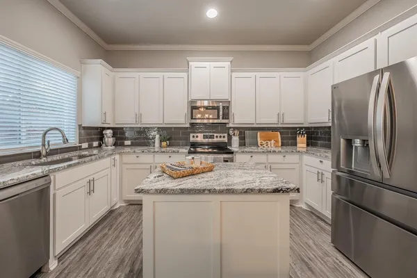 $269,900 | 1201 Summerset Lane, Burleson, TX 76028