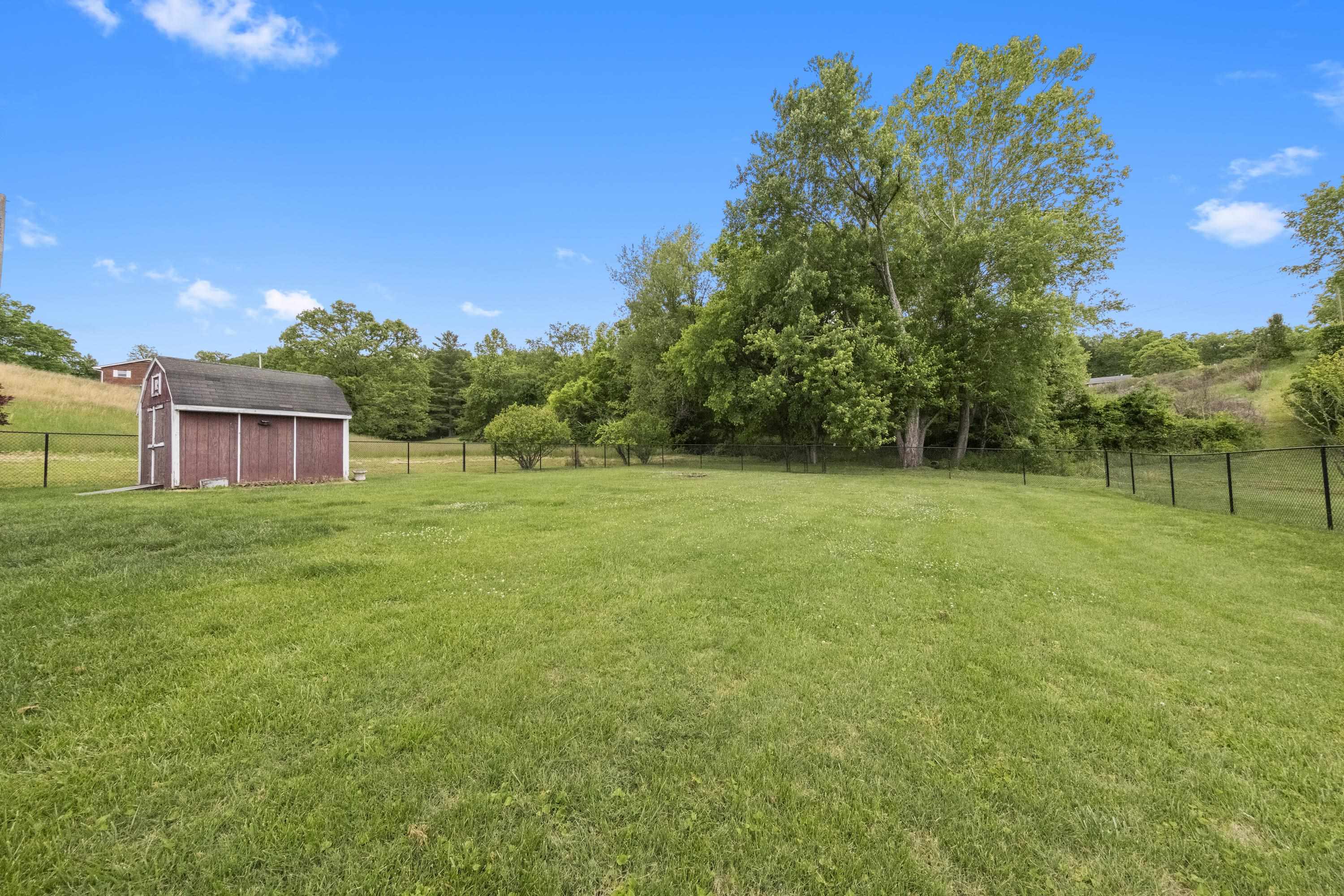 162 West Meadowbrook Road Ashland, KY 41102 - Photo 13 of 45