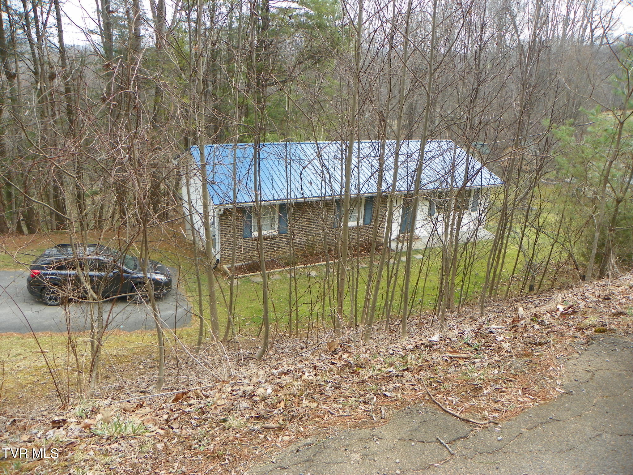 464 Pugh Mountain Road Marion, VA 24354 - Photo 37 of 41 100_0222
