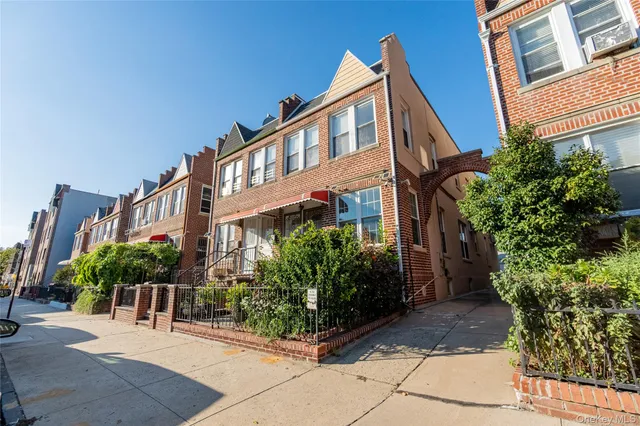 $3,300 | 327 89th Street | Bay Ridge