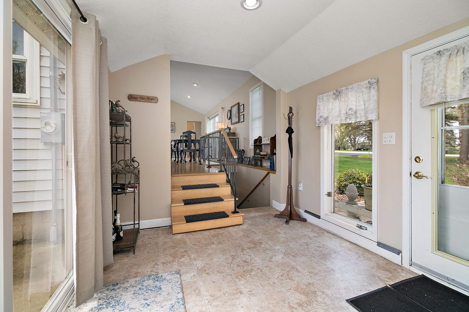 3119 River Road Kankakee, IL 60901 - Photo 4 of 39 a view of a bedroom with gym equipment