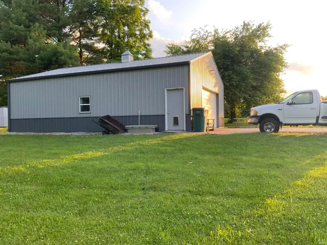 $400,000 | 6243 South 700th Street West, Westpoint, IN 47992