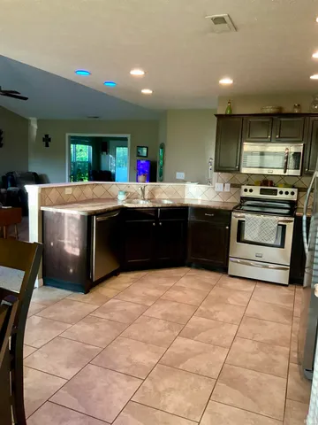 $400,000 | 6243 South 700th Street West, Westpoint, IN 47992