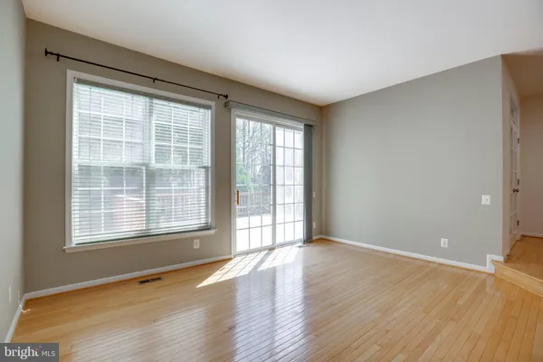 $3,600 | 5097 Pale Moon Way, Centreville, VA 20120