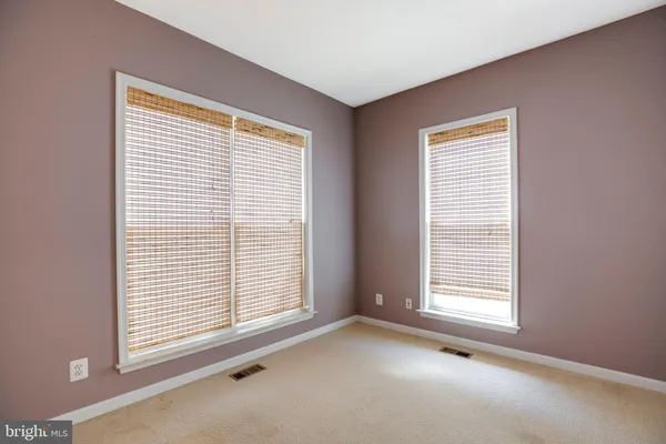 $3,600 | 5097 Pale Moon Way, Centreville, VA 20120