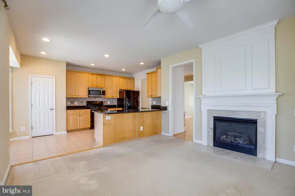 $3,600 | 5097 Pale Moon Way, Centreville, VA 20120