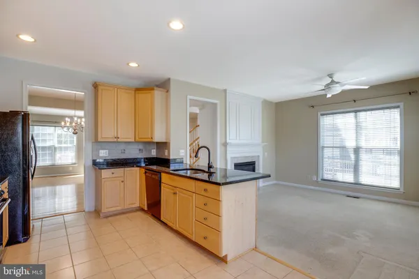 $3,600 | 5097 Pale Moon Way, Centreville, VA 20120