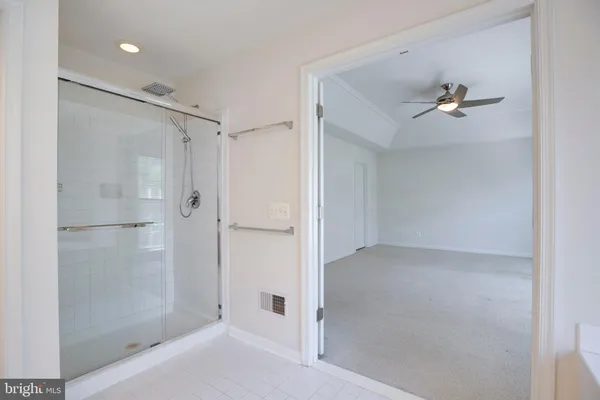$3,600 | 5097 Pale Moon Way, Centreville, VA 20120