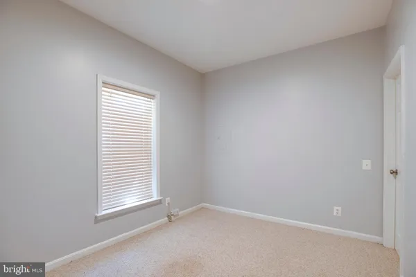 $3,600 | 5097 Pale Moon Way, Centreville, VA 20120