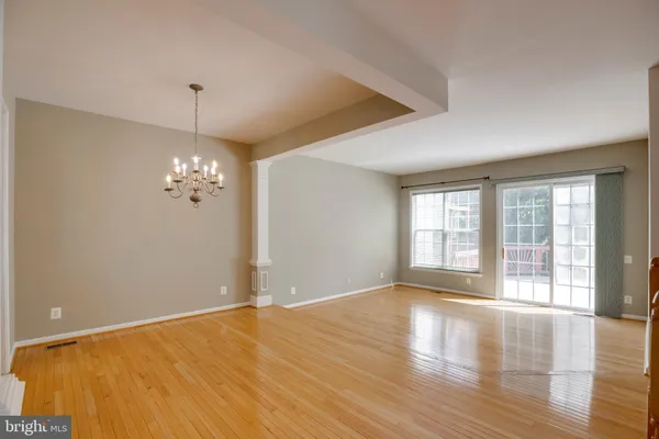 $3,600 | 5097 Pale Moon Way, Centreville, VA 20120