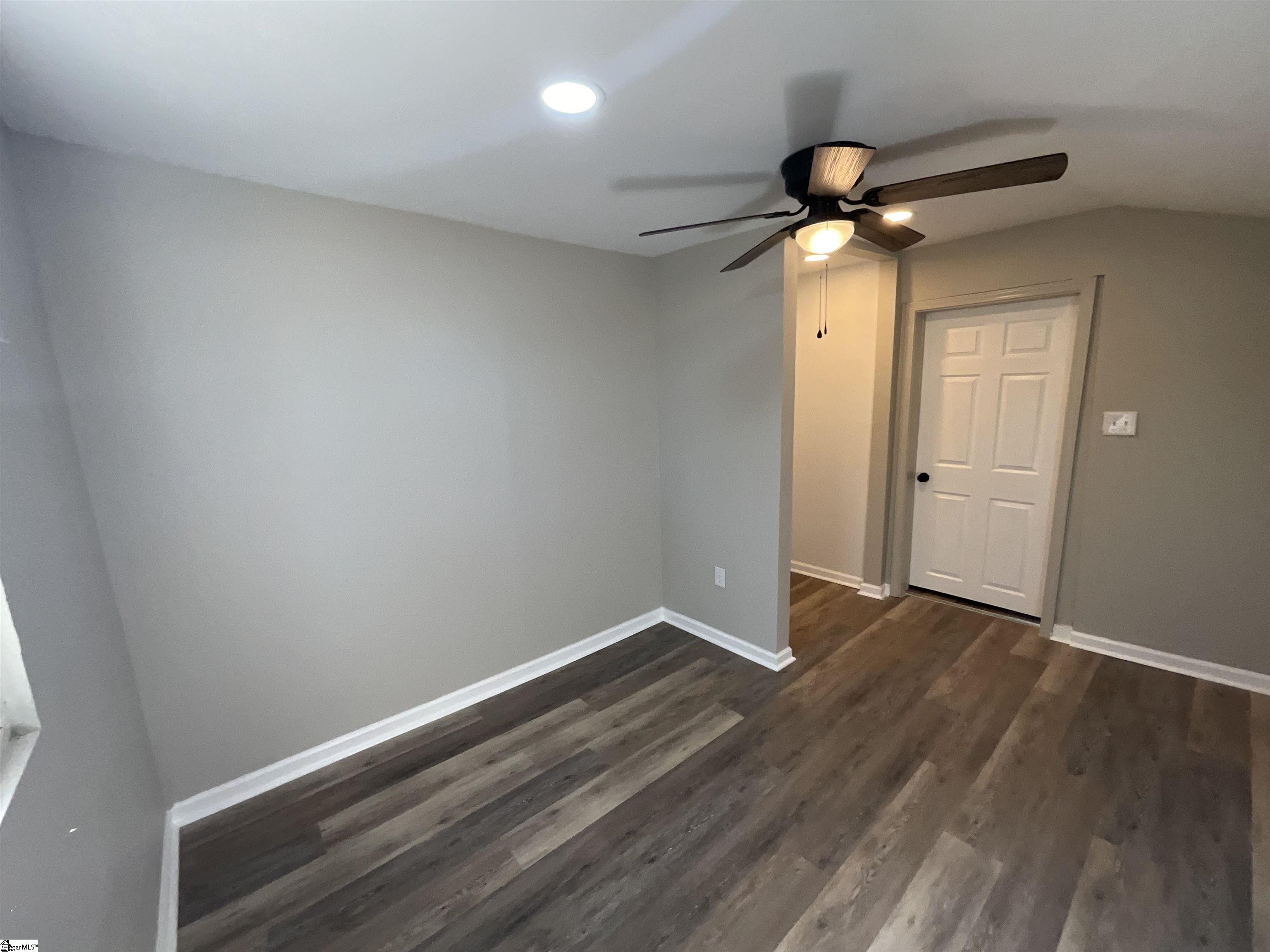 505 East Robinson Street Gaffney, SC 29340 - Photo 16 of 25