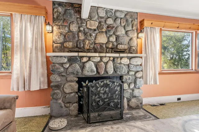 $179,900 | 2094 North Palermo Road, Palermo, ME 04354