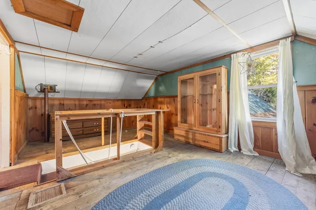 $179,900 | 2094 North Palermo Road, Palermo, ME 04354