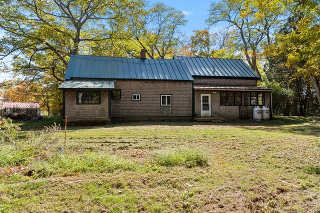 $179,900 | 2094 North Palermo Road, Palermo, ME 04354