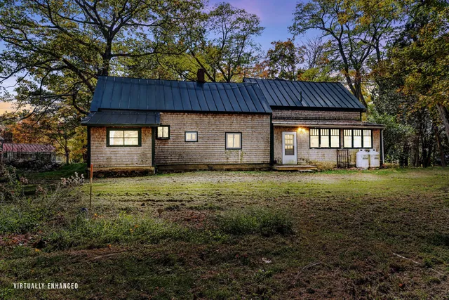 $179,900 | 2094 North Palermo Road, Palermo, ME 04354