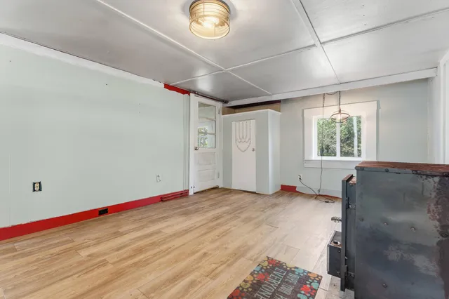 $179,900 | 2094 North Palermo Road, Palermo, ME 04354