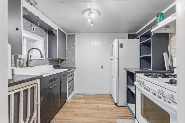 $179,900 | 2094 North Palermo Road, Palermo, ME 04354