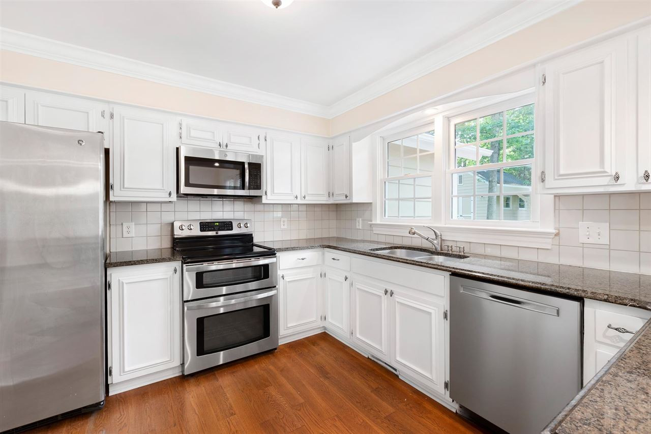 4408 Wingate Drive Raleigh, NC 27609 - Photo 9 of 28 Photo 9