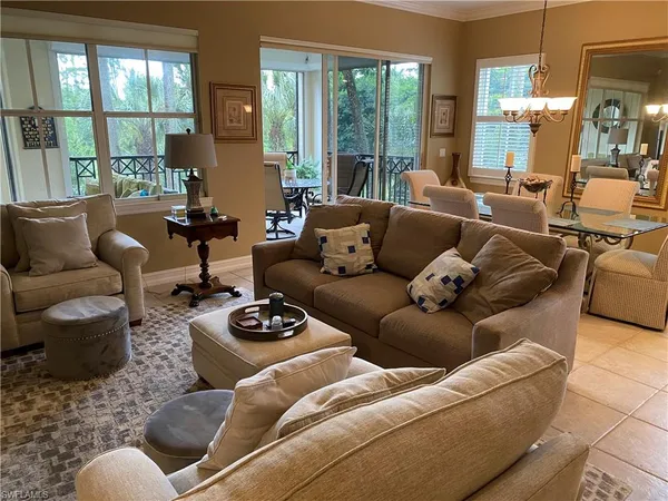 $6,750 | 2662 Bolero Drive, Unit 102, Naples, FL 34109