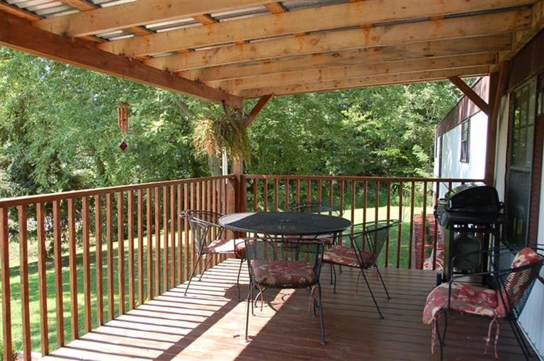3675 McKee Road Irvine, KY 40336 - Photo 8 of 35 Enjoy beautiful sunrises and sunsets fro
