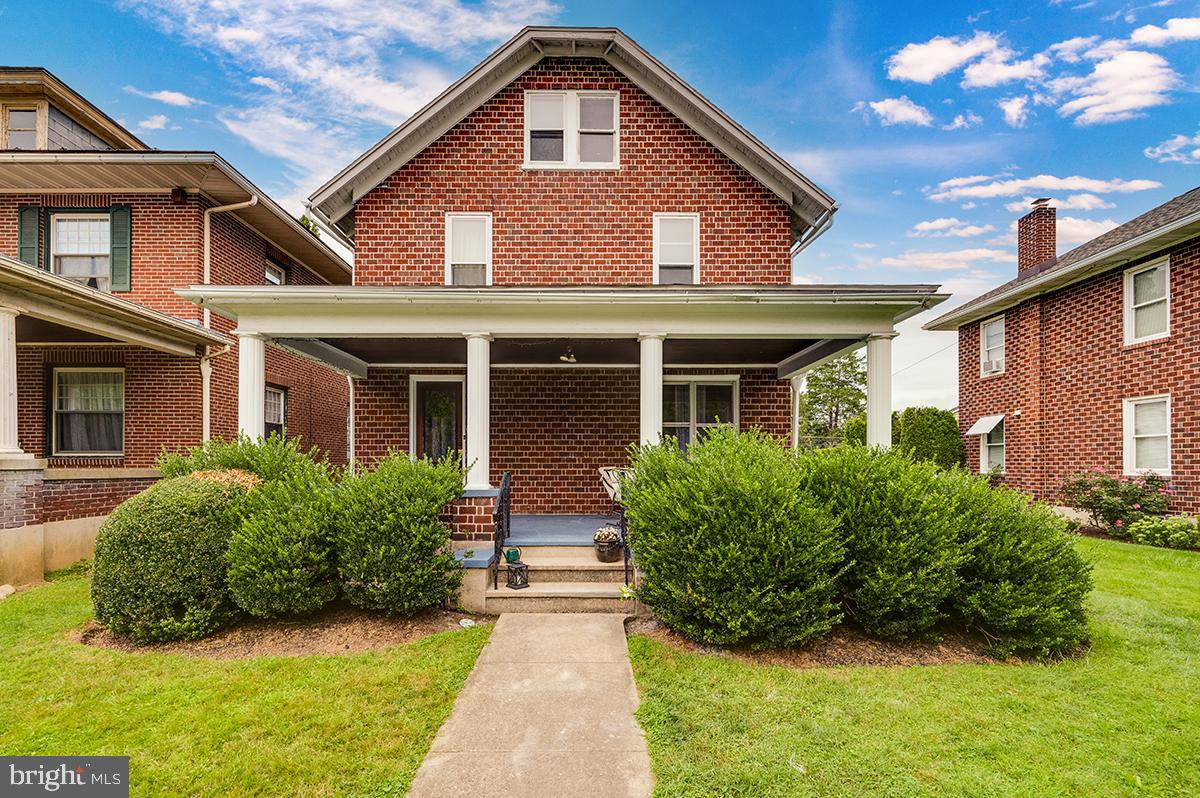 13 East Walnut Street Shillington, PA 19607 - Photo 1 of 37 Gallery Image 1