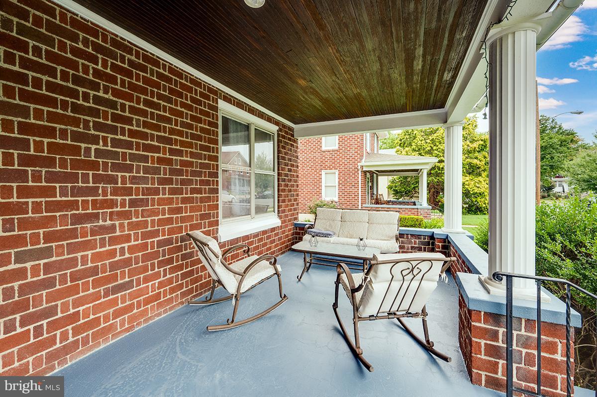 13 East Walnut Street Shillington, PA 19607 - Photo 2 of 37 Gallery Image 2
