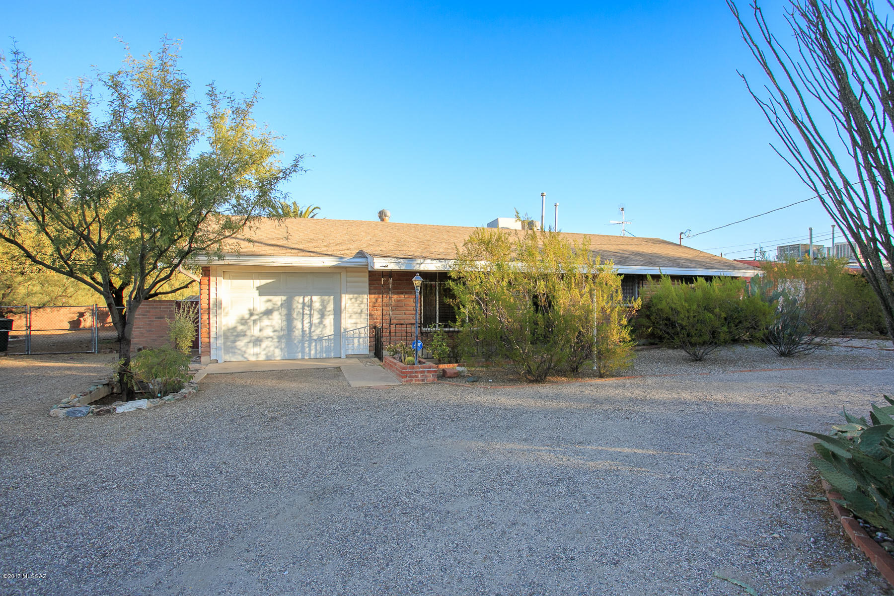 1401 East Allen Road Tucson, AZ 85719 - Photo 1 of 21 Gallery Image 1