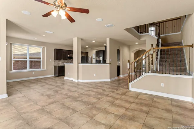 $3,400 | 28915 Gooseberry, San Antonio, TX 78260