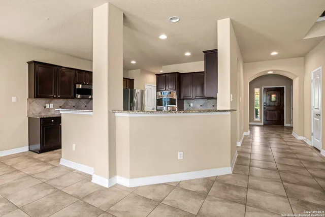 $3,400 | 28915 Gooseberry, San Antonio, TX 78260