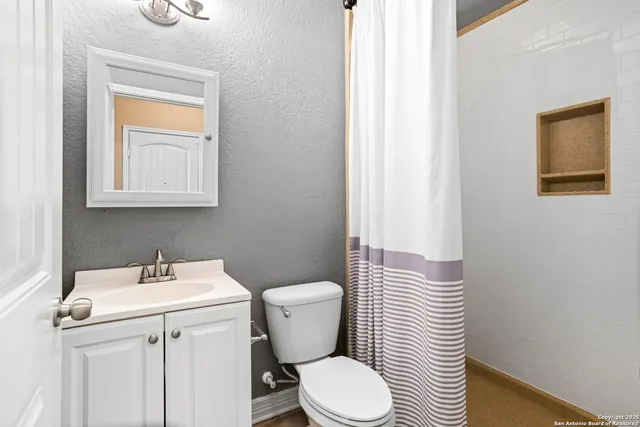 $3,400 | 28915 Gooseberry, San Antonio, TX 78260