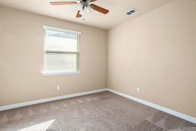 $3,400 | 28915 Gooseberry, San Antonio, TX 78260