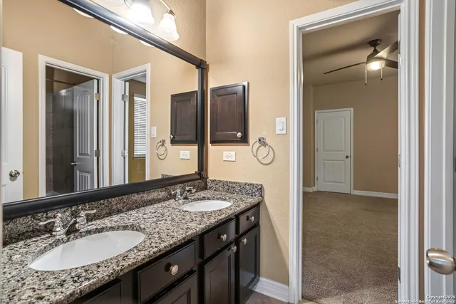 $3,400 | 28915 Gooseberry, San Antonio, TX 78260