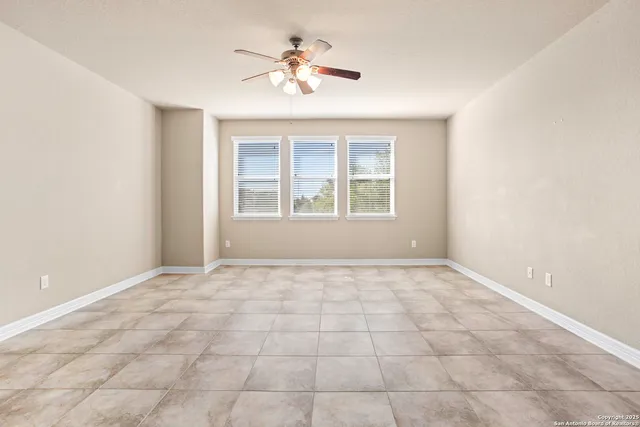 $3,400 | 28915 Gooseberry, San Antonio, TX 78260