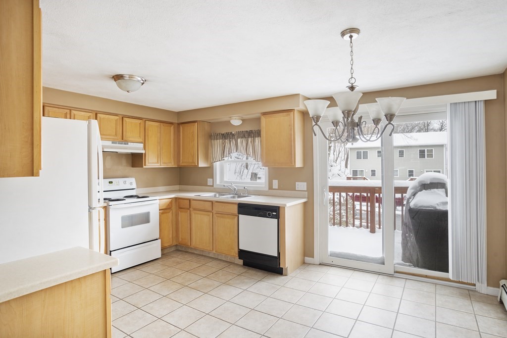 161 New River Road, Unit 161 Lincoln, RI 02838 - Photo 6 of 20