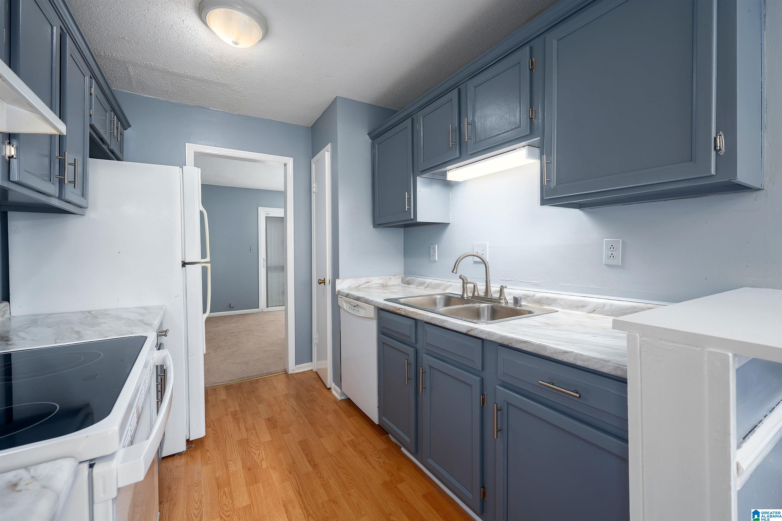6163 Crest Green Road Birmingham, AL 35212 - Photo 7 of 22