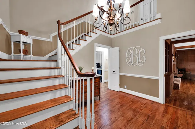 $647,500 | 204 Williamsburg Drive, Greenville, NC 27858