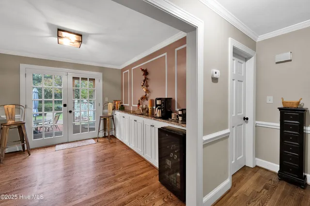 $647,500 | 204 Williamsburg Drive, Greenville, NC 27858