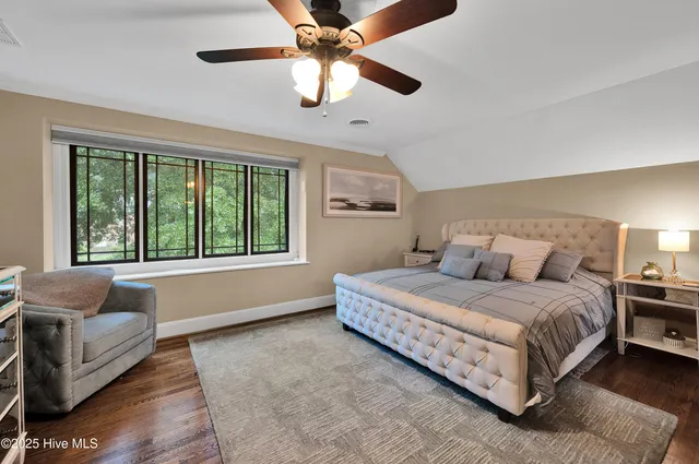 $647,500 | 204 Williamsburg Drive, Greenville, NC 27858