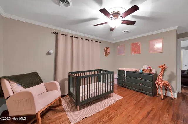 $647,500 | 204 Williamsburg Drive, Greenville, NC 27858