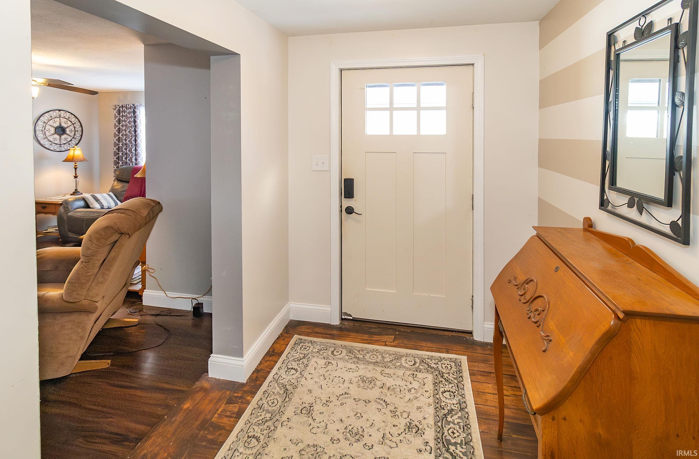 841 West Airport Road Vincennes, IN 47591 - Photo 11 of 36