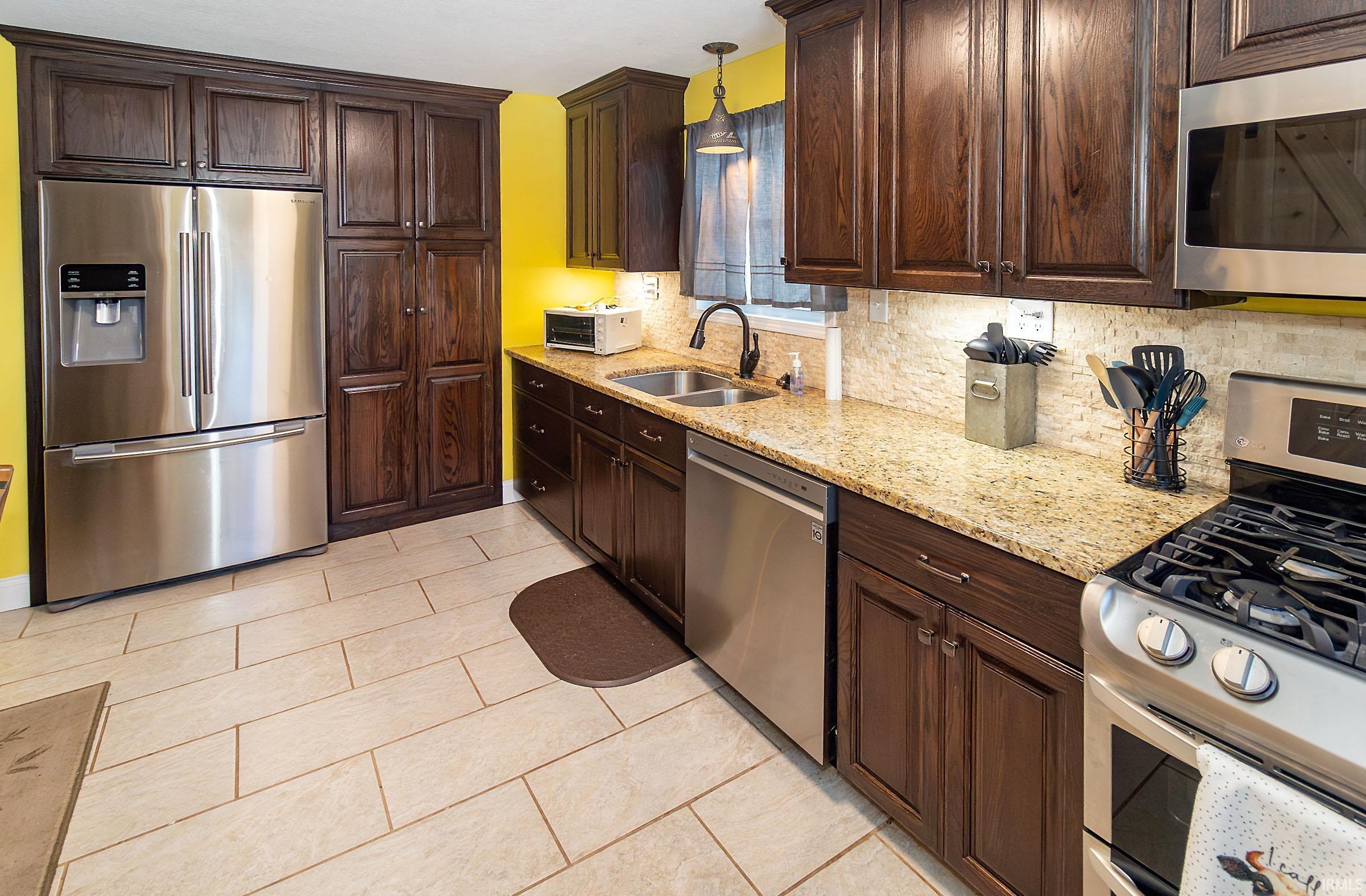 841 West Airport Road Vincennes, IN 47591 - Photo 14 of 36