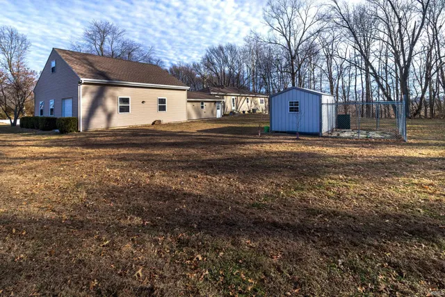 $299,000 | 841 West Airport Road, Vincennes, IN 47591