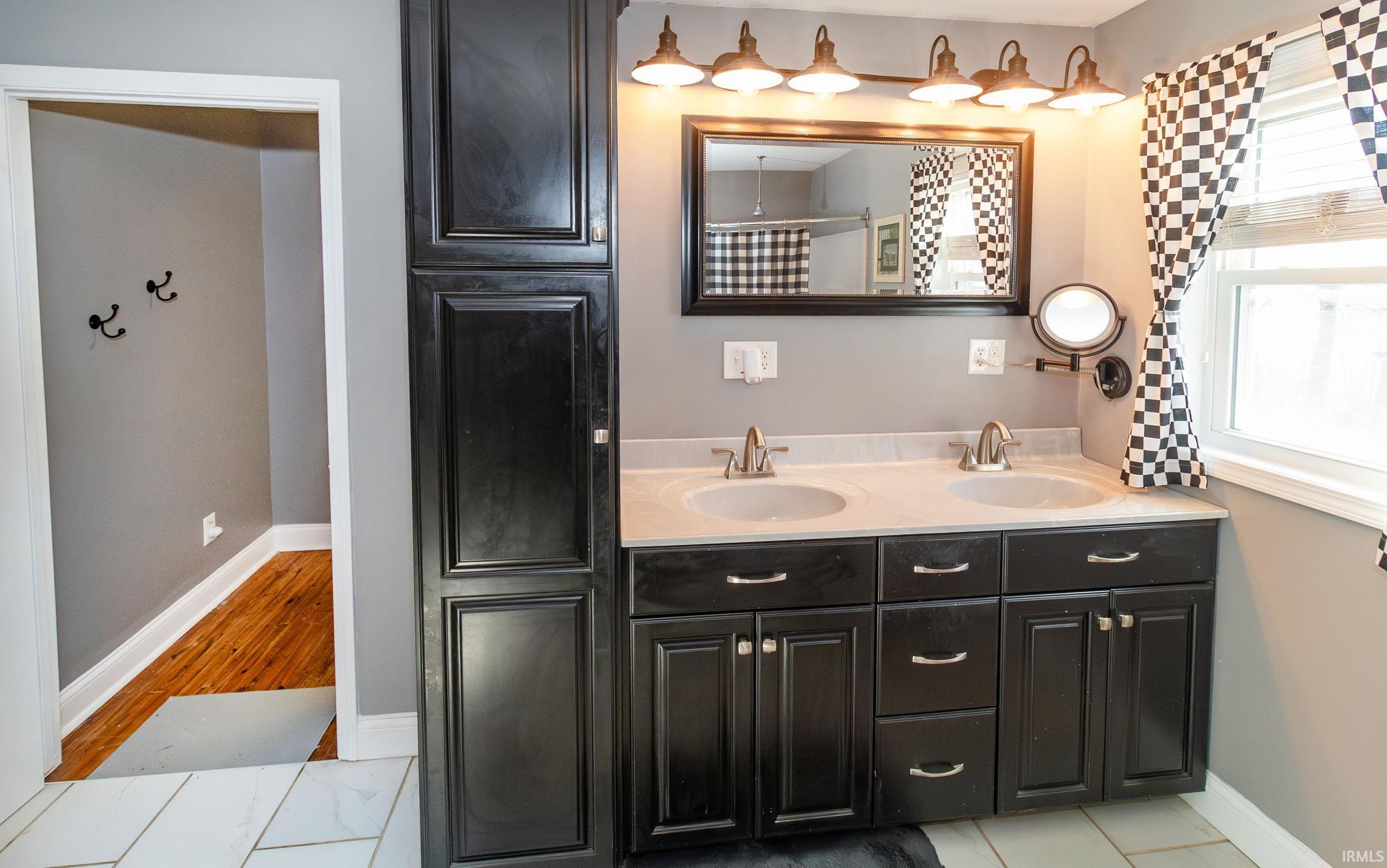 841 West Airport Road Vincennes, IN 47591 - Photo 5 of 36