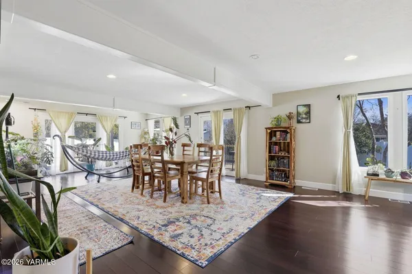 $625,000 | 1107 South 46th Avenue, Yakima, WA 98908