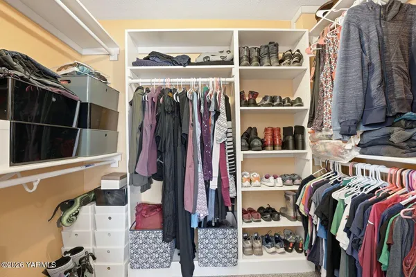 $625,000 | 1107 South 46th Avenue, Yakima, WA 98908